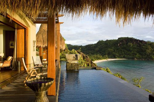 exterior hotel lujo maia luxury resort & spa sychelles