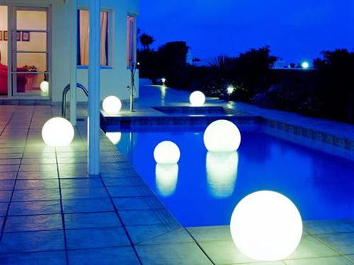 iluminacion diseño piscina planetadeco.com