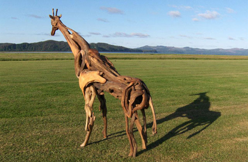 Escultura de madera jirafa 02