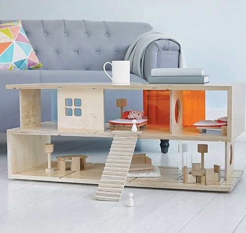 Mesa de café original en forma de casa de muñecas