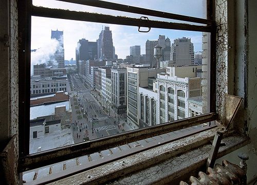 Yves Marchand, Romain Meffre The Ruins of Detroit .