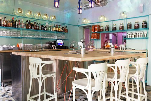 El restaurante Ojalá trae la playa a Malasaña