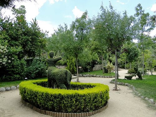 centauro el bosque encantado madrid jardin botanico