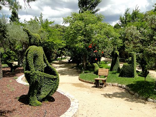 el bosque encantado parque museo botanico esculturas vegetales madrid