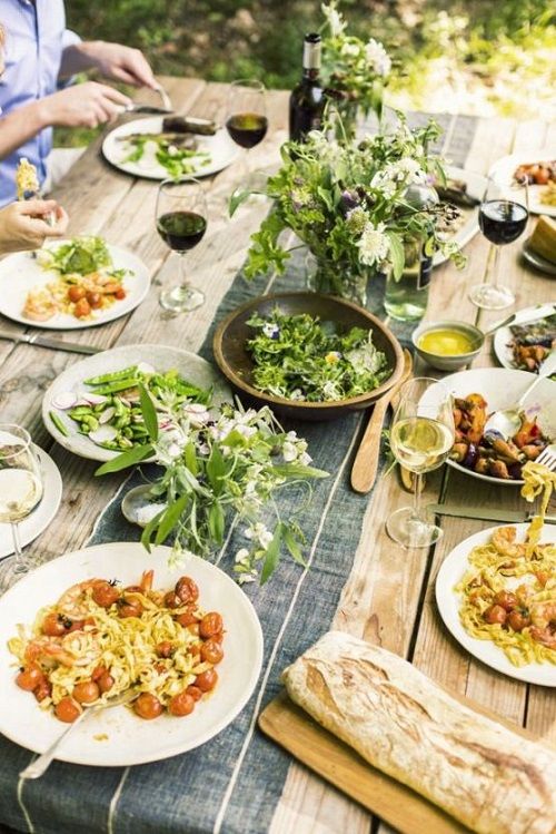 Celebrating the simple things at a summer dinner party with friends and Ecco Domani wines, shot by Jamie Beck of Ann Street Studio