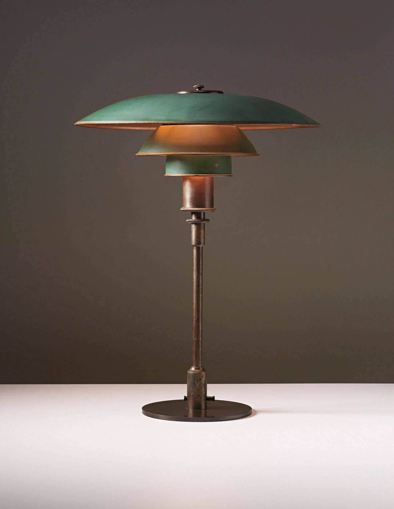 lampara de mesa ph poul henningsen diseño