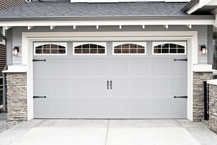puerta grande automatica de garaje