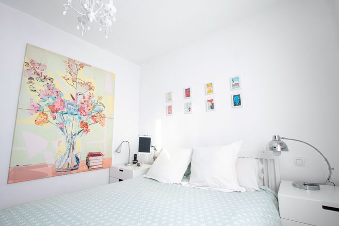 dormitorio pintura jarron con flores arte digital