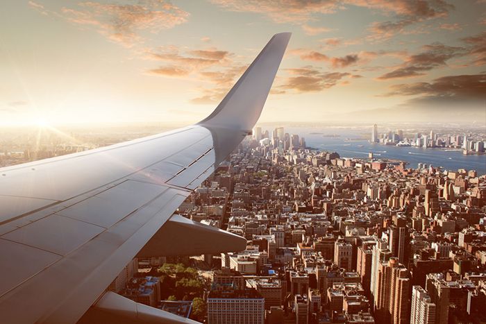 Viajar de forma segura: cómo reclamar cuando tu vuelo se retrasa o se cancela