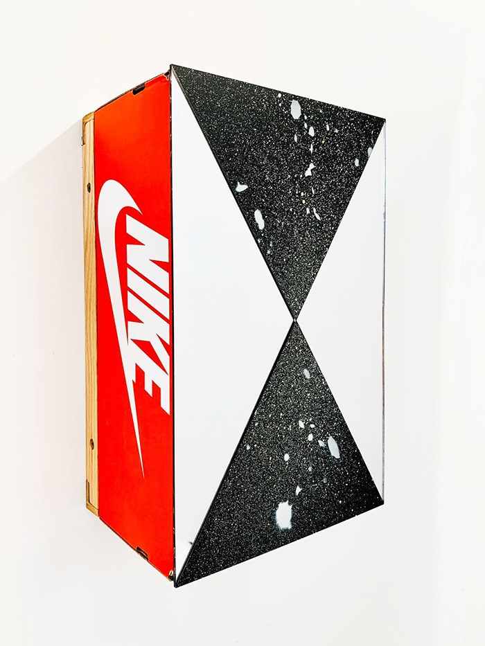 caja de zapatillas nike arte contemporaneo