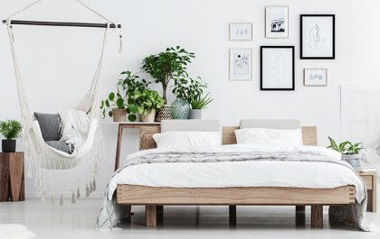 habitación con decoración minimalista
