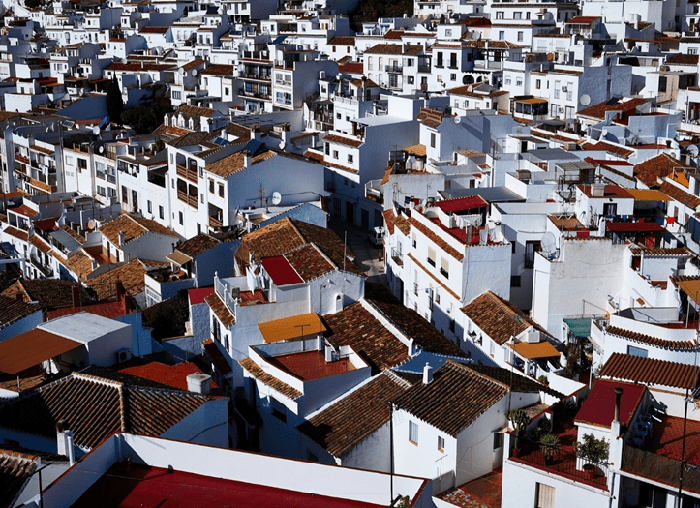Panorámica de edificios blancos de Mijas