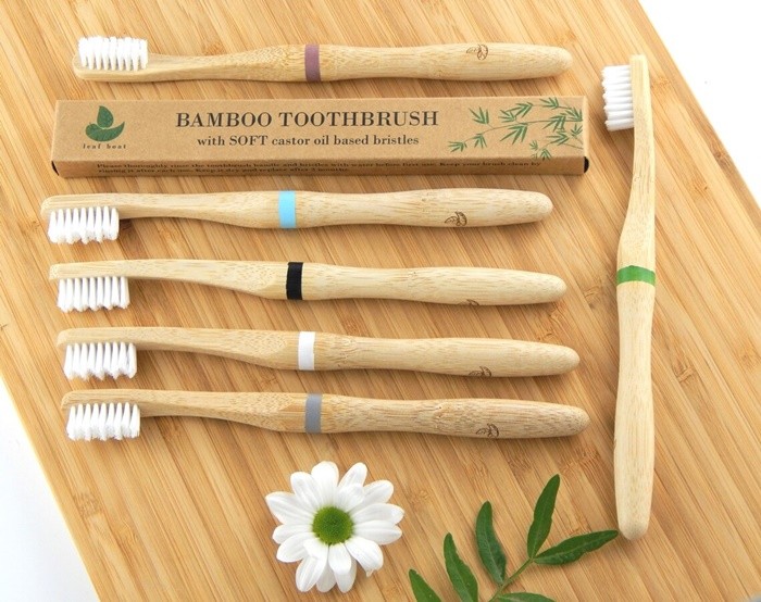 colores madera bambu higiene bucal