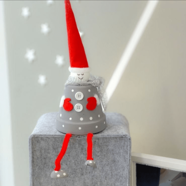Maceta navideña DIY hecha en los talleres de Leroy Merlin