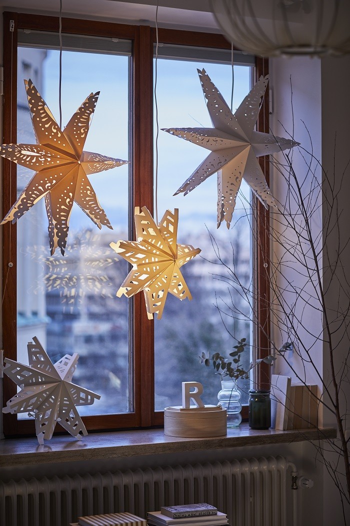 Pantallas de lámpara para decorar tus ventanas en Navidad