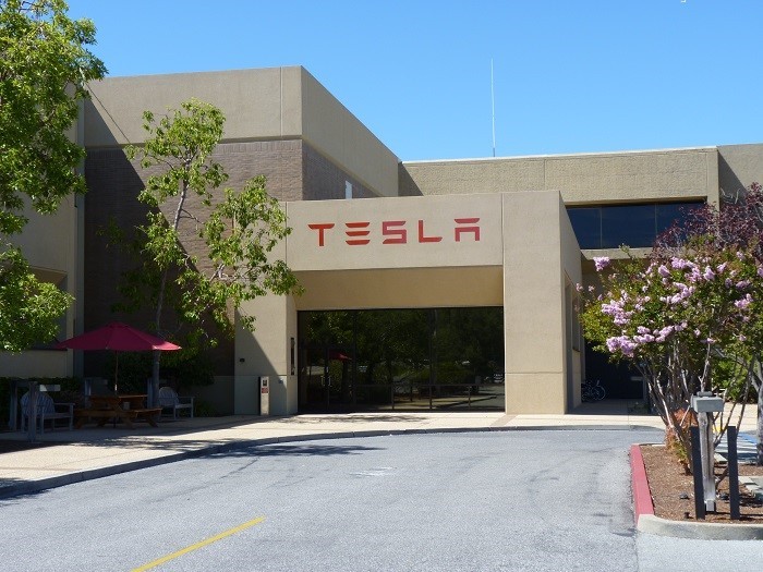    Antigua sede de Tesla en California