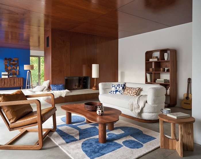 salón con muebles de madera Maison du Monde