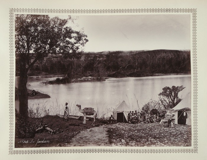 Expedicionarios-acampados-a-orillas-del-rio-Jordan-Bonfils-1891-RB
