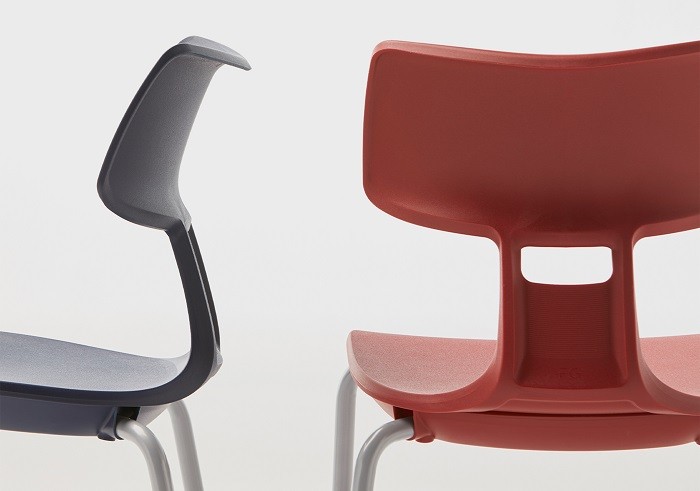 dos silla de oficina modelo Dida en rojo y negro
