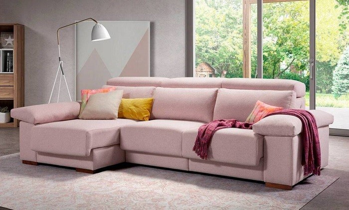 sofá chaise longue rosa claro