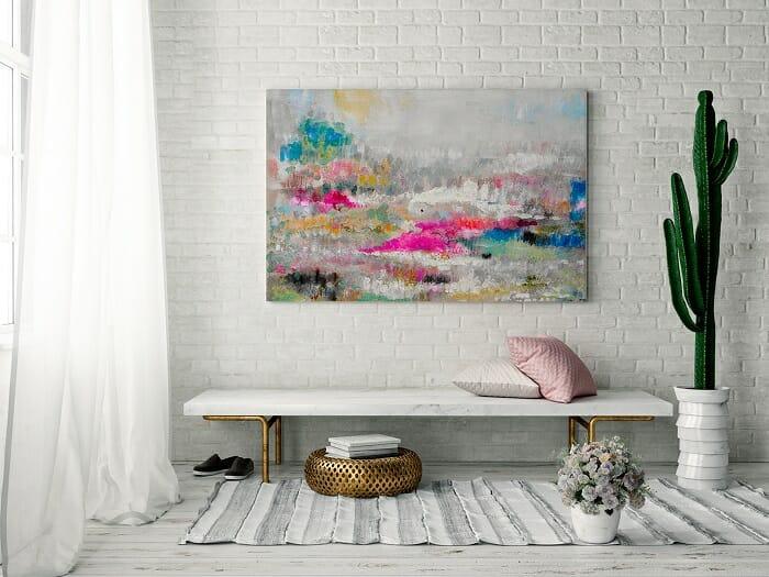 cuadro abstracto minimalista en un rincón de un hogar