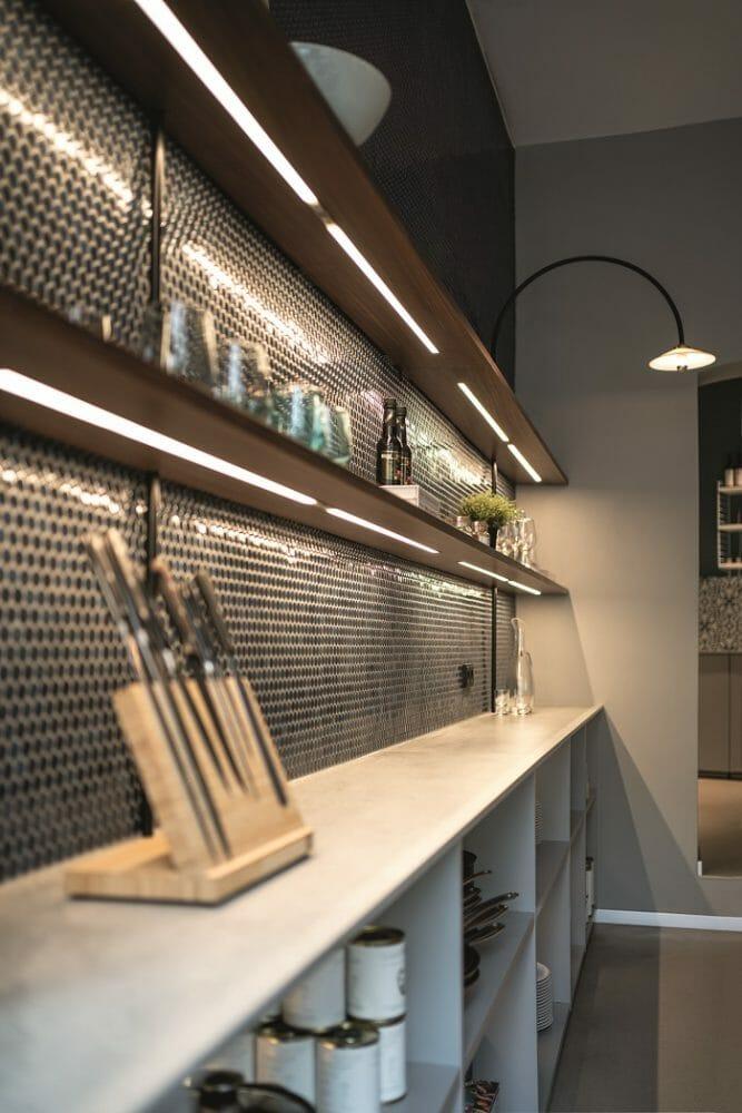 Escuela de cocina de diseño next125 con iluminación LED integrada