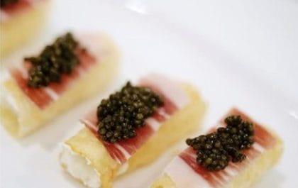 canapes jamon serrano iberico caviar huevas
