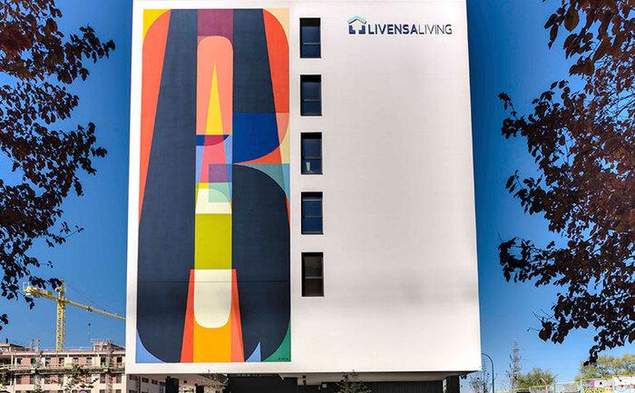 fachada de Livensa Living en Madrid Getafe realizado por Boa Mistura