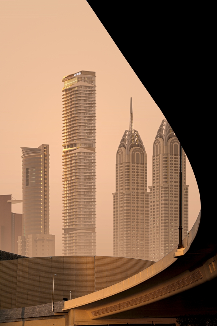 vistas de la arquitectura De la Torre de Dubai Pininfarina